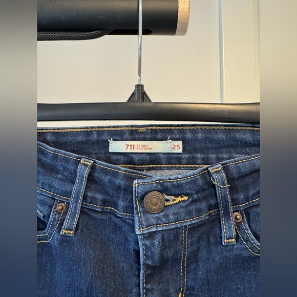 Levi's 711 Skinny Jeans - Picture 5 of 5
